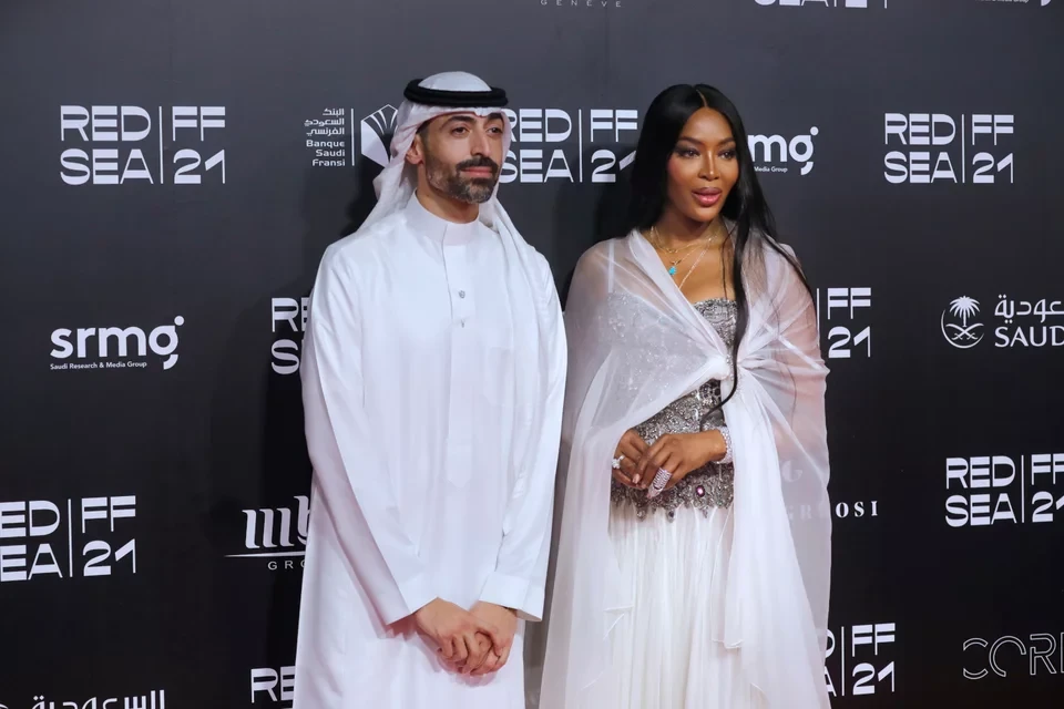 naomi-campbell-mohamend-al-turki-red-sea-festivaljpg.webp