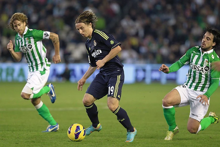 canas-modric.jpg