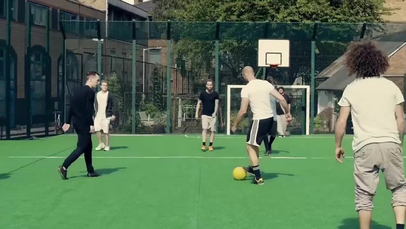 Ποιος Μέσι και ποιος Ρονάλντο... (video)