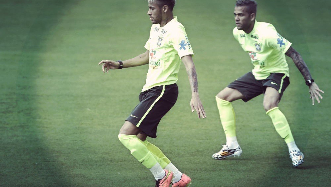 Με νέο λουκ Νεϊμάρ και Ντάνι Άλβες