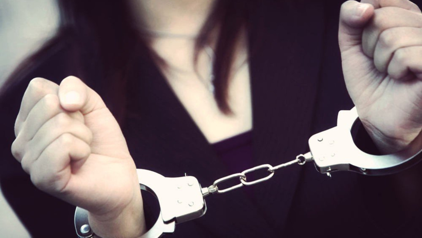 Συνελήφθη 49χρονη που εξαπατούσε ηλικιωμένους στη Θεσσαλονίκη