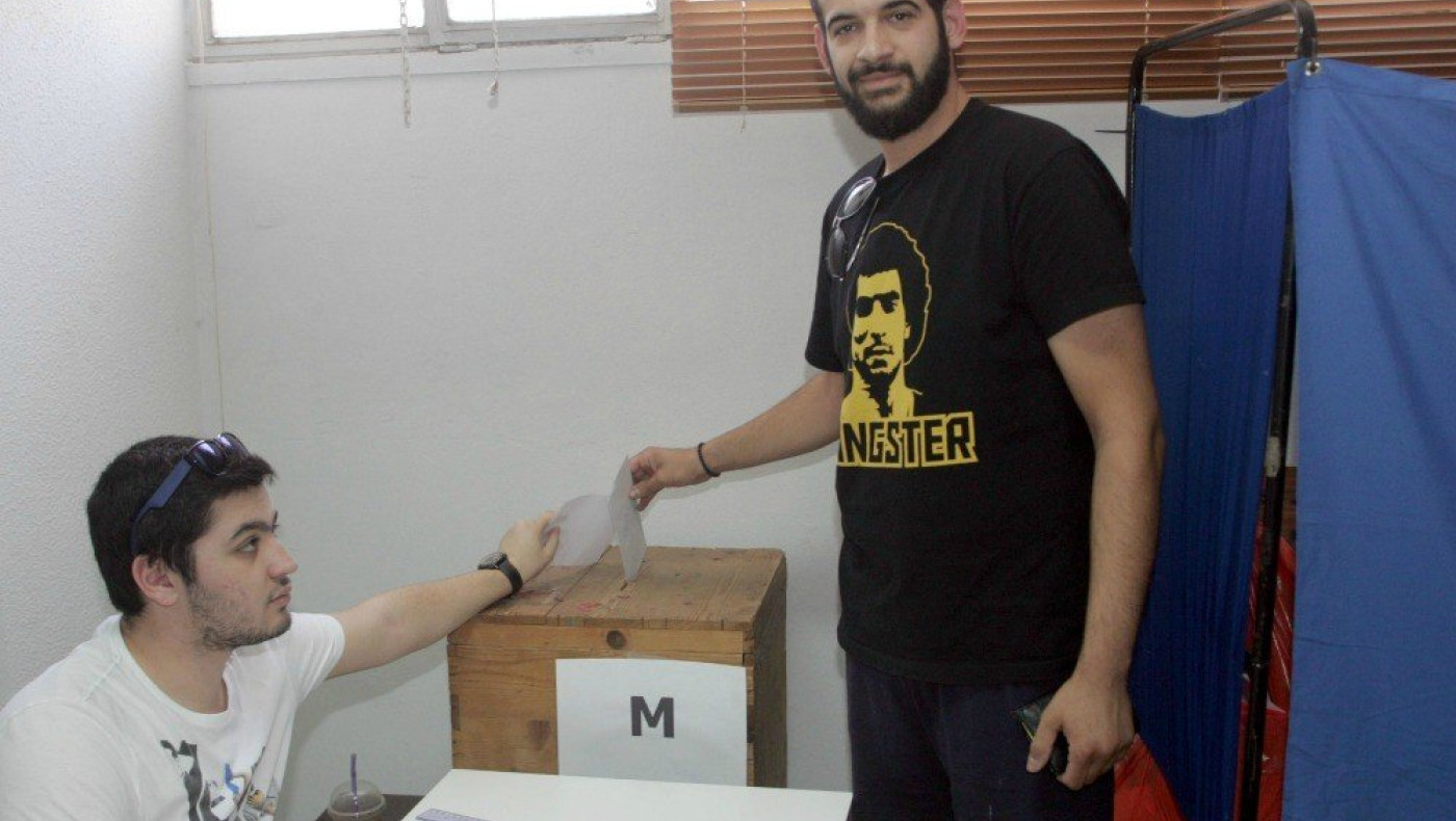 «Ξεγυμνώθηκε» η Κ.Μ.Α