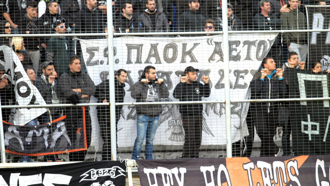 Τα μπράβο του κάνουν κακό