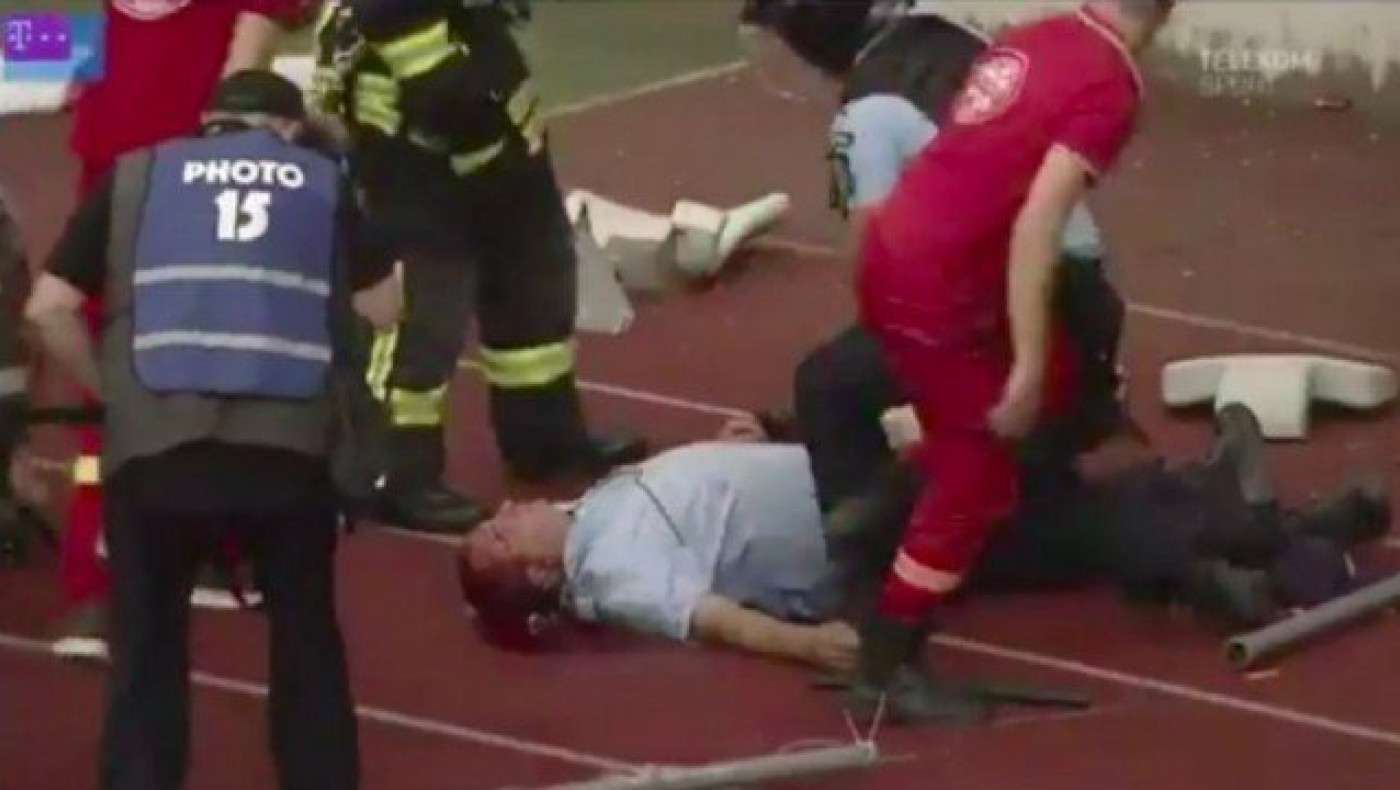 Σοκαριστικός τραυματισμός αστυνομικού στη Ρουμανία (video)