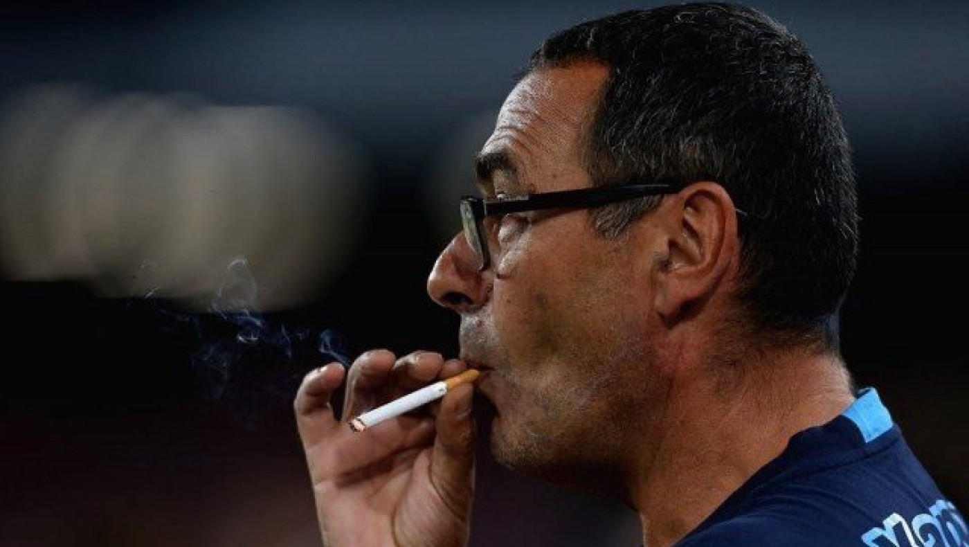 Σάρι:                        «Καπνίζω 60 τσιγάρα τη μέρα...»