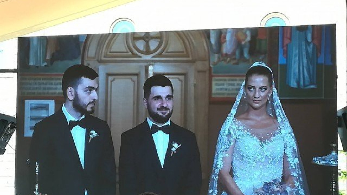 Στην εκκλησία που έχτισε ο Ιβάν, πάντρεψε τον ανιψιό του (pics.vids)