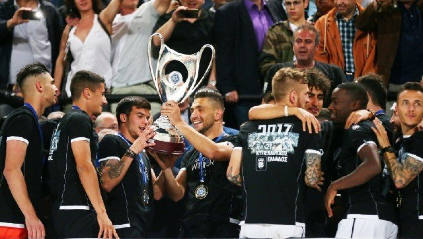 Κουλούρης σε  Χαρίση: «Εκεί θα σε προσέξουν» (pics)