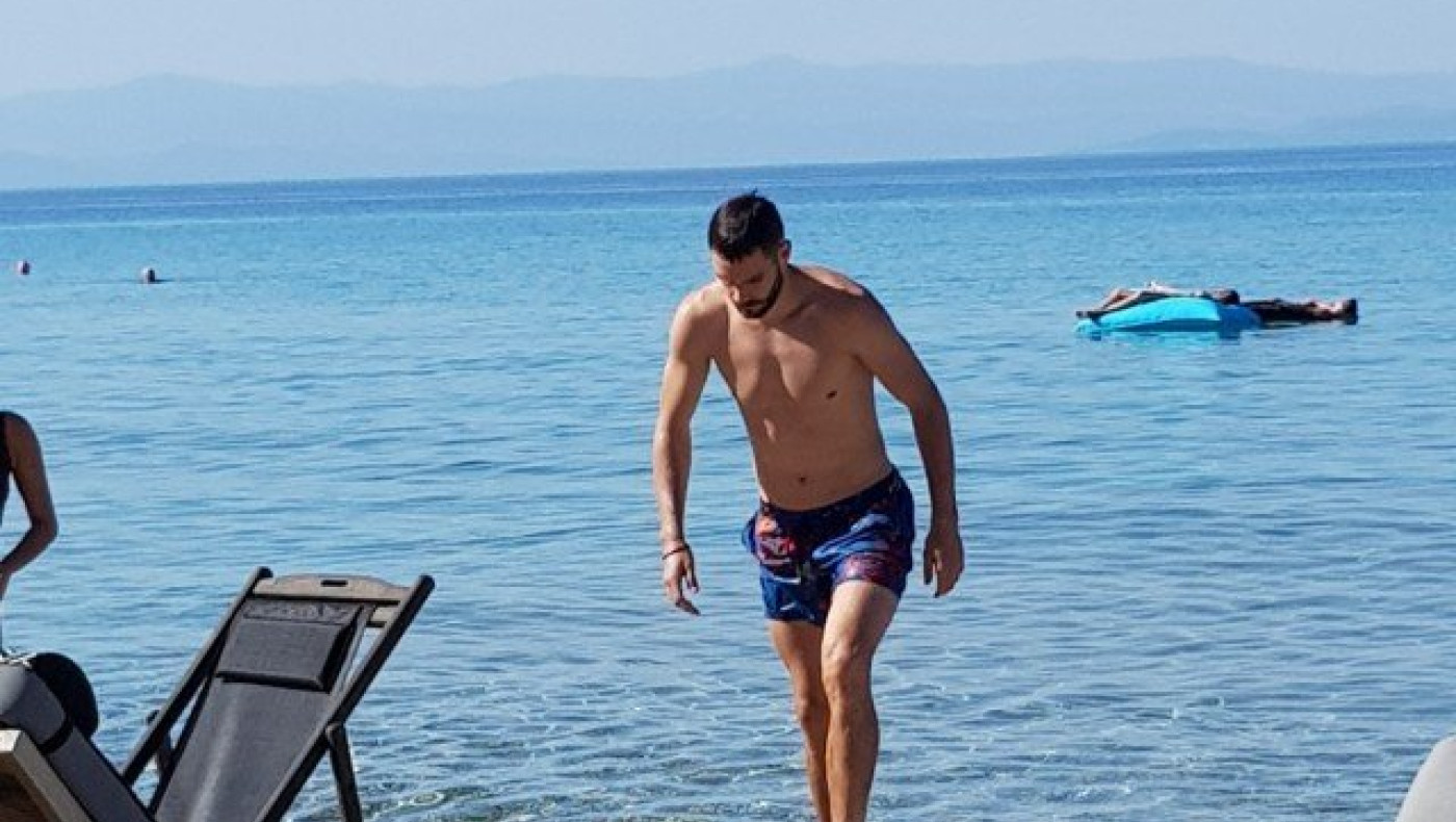 «Εθισμένος» με την Χαλκιδική ο   Εβγέν Σακχόφ (pic)