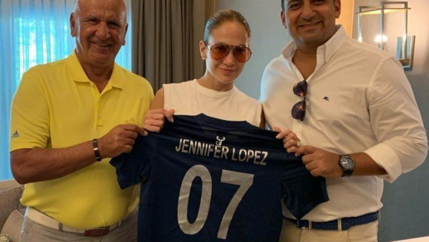 Στην Αντάλιασπορ η Τζένιφερ Λόπεζ με το «7» στην πλάτη