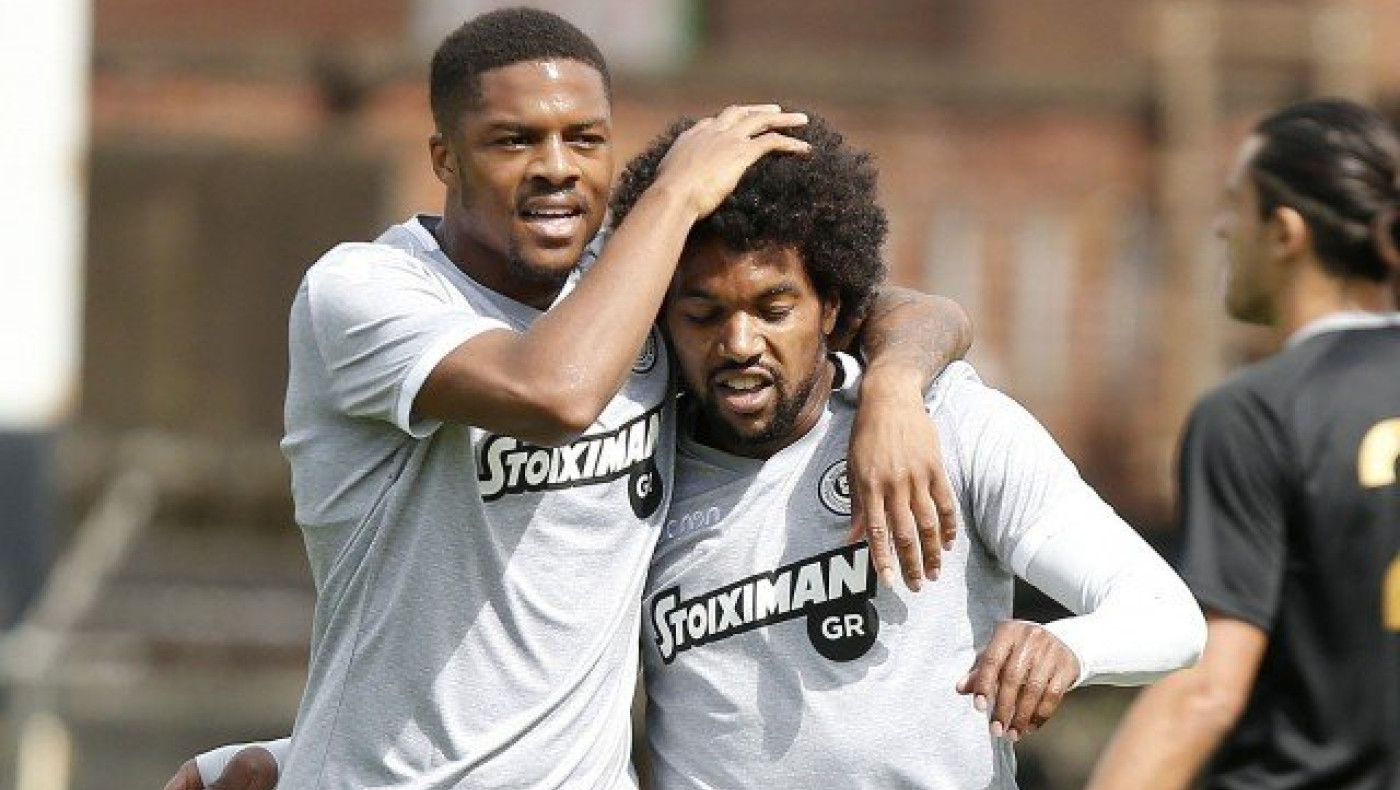 Μην                    ασχολείστε      με τον Άγιαξ…