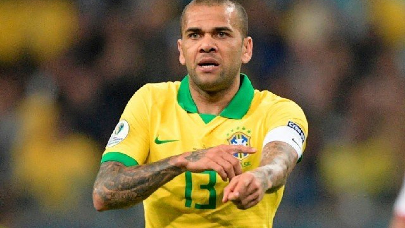 Ο Ντάνι Αλβες είναι ελεύθερος και έβαλε αγγελία! (Pic)