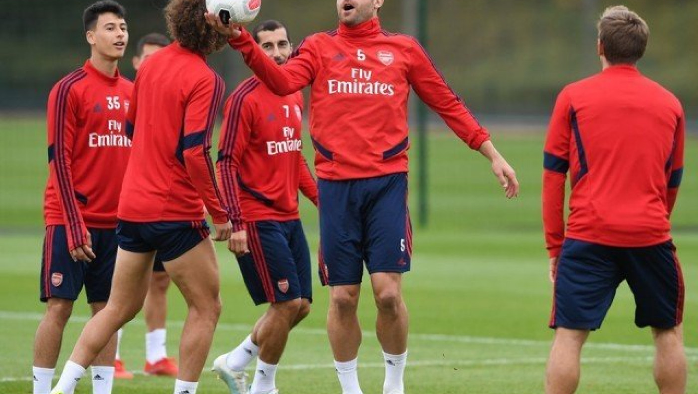 Απίστευτη ΓΚΟΛΑΡΑ Παπασταθόπουλου στην προπόνηση της Αρσεναλ! (vid)