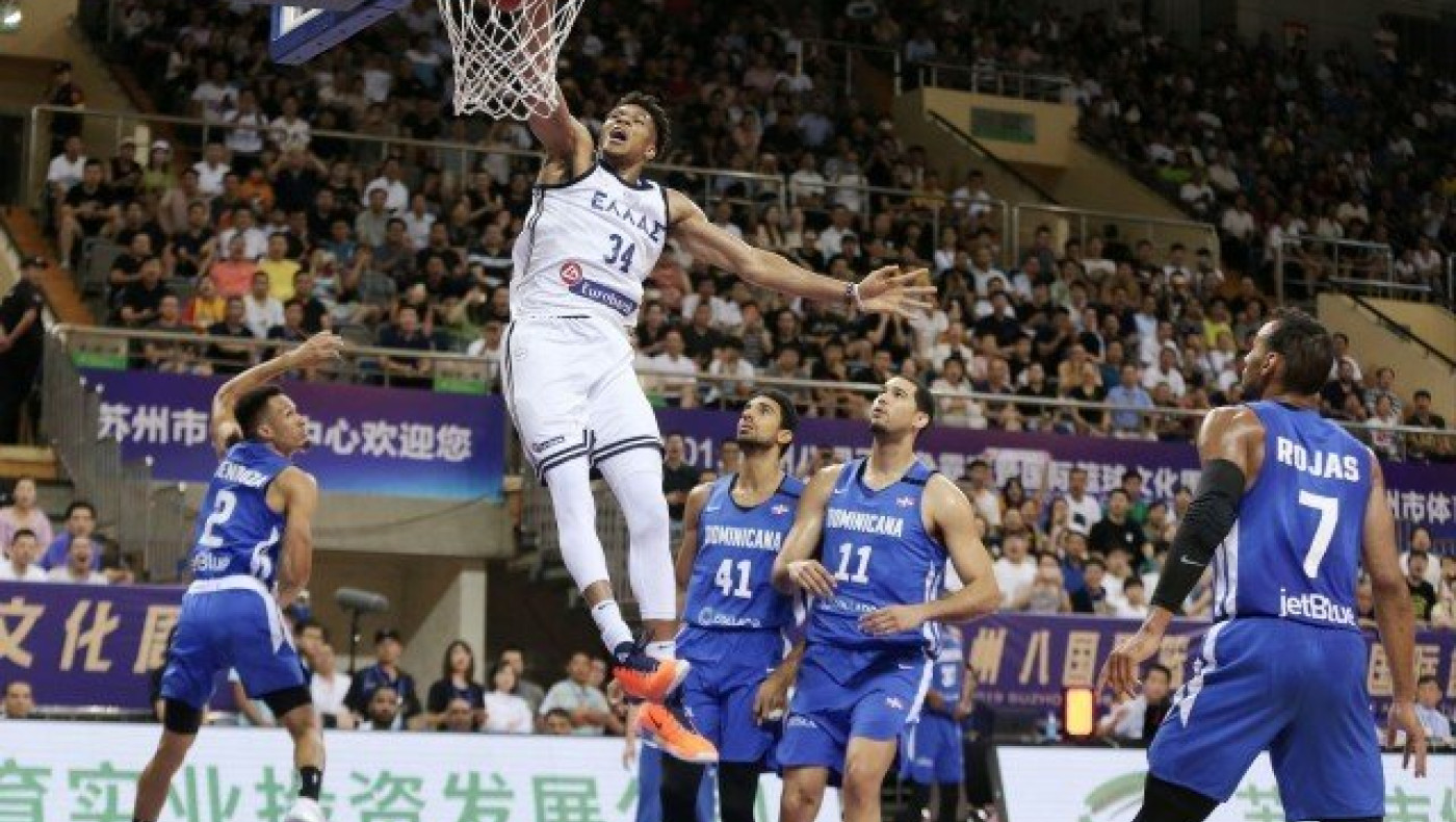 LIVE: Ελλάδα - Μαυροβούνιο (1ος αγώνας -     Παγκόσμιο Κύπελλο)