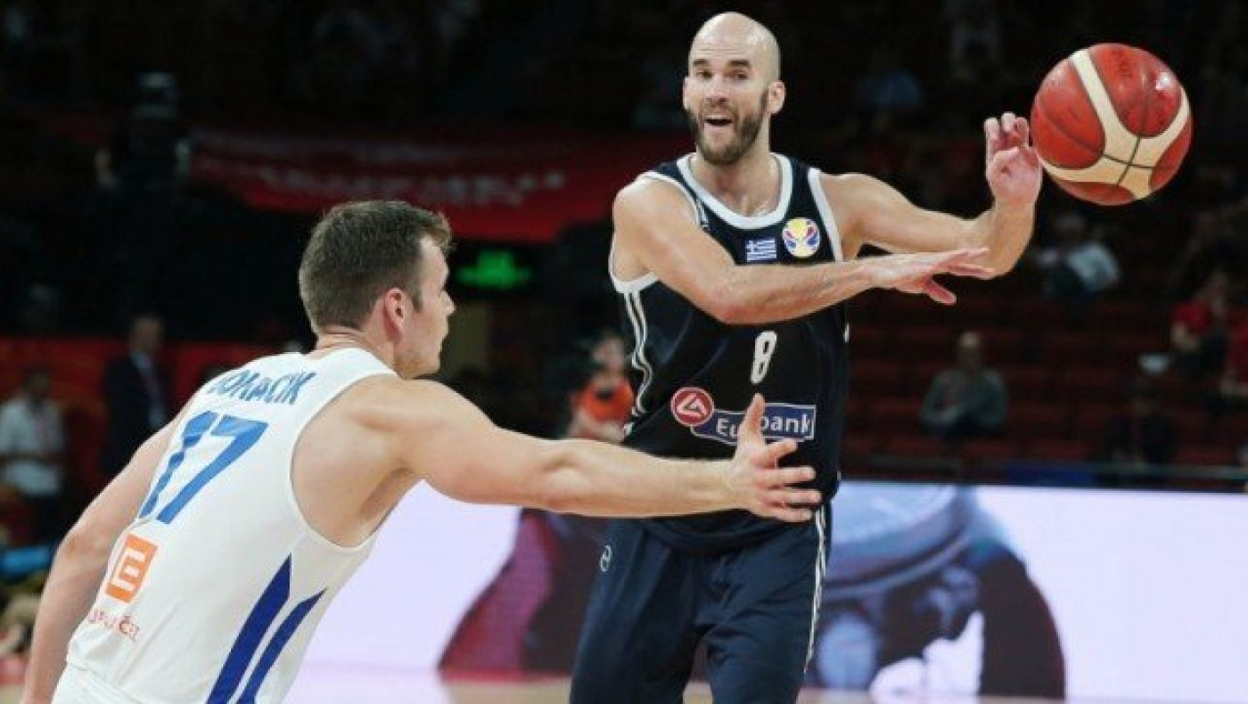 Ο εντυπωσιακός Καλάθης δεν αρκούσε στην Εθνική                   (vid)