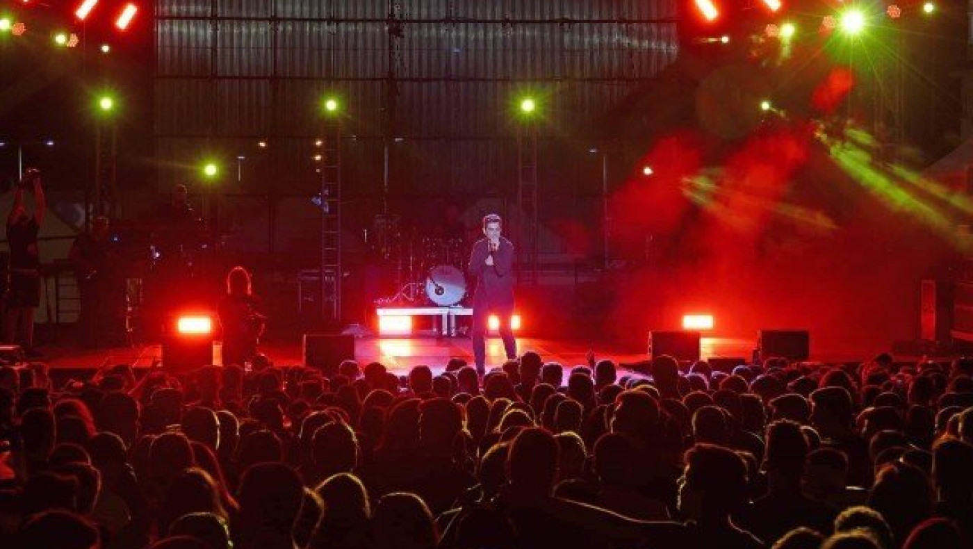 Αποθεώθηκε ο                    Βασίλης Δήμας στη ΔΕΘ