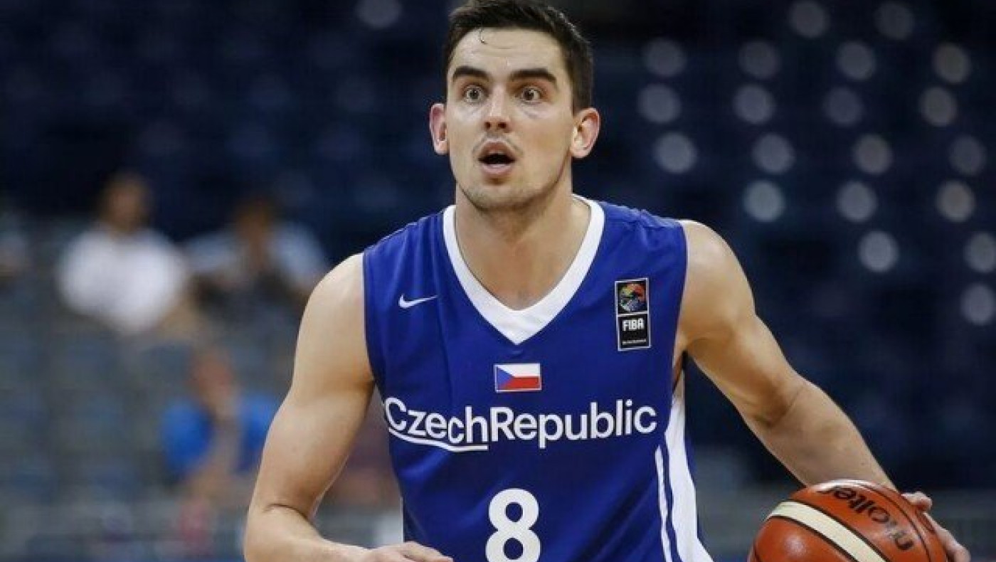 Σατοράνσκι: «Δύσκολη αποστολή, ασταμάτητος ο Αντετοκούνμπο»