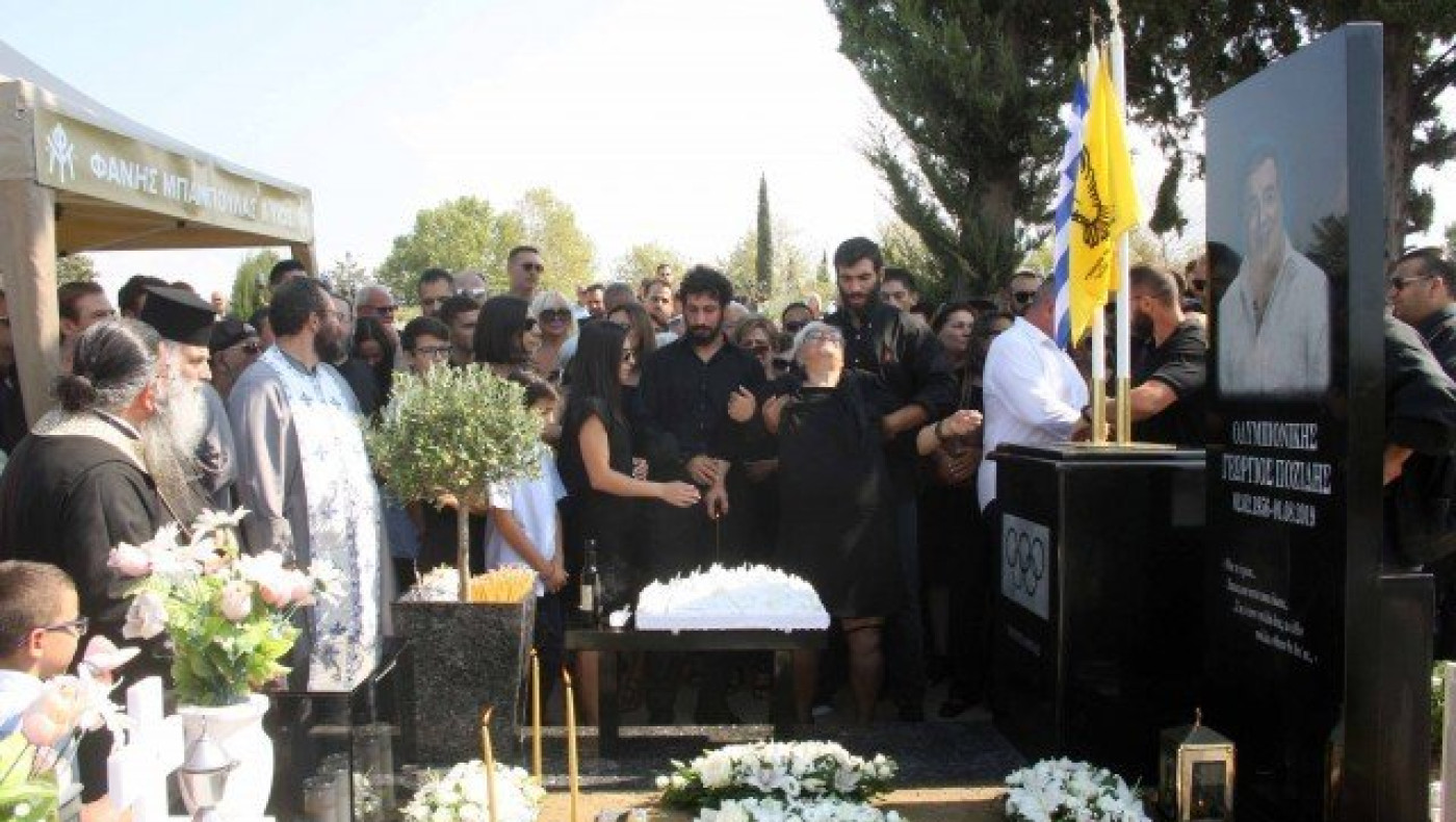 Δύο χιλιάδες άτομα στο μνημόσυνο              του Ποζίδη (pics)