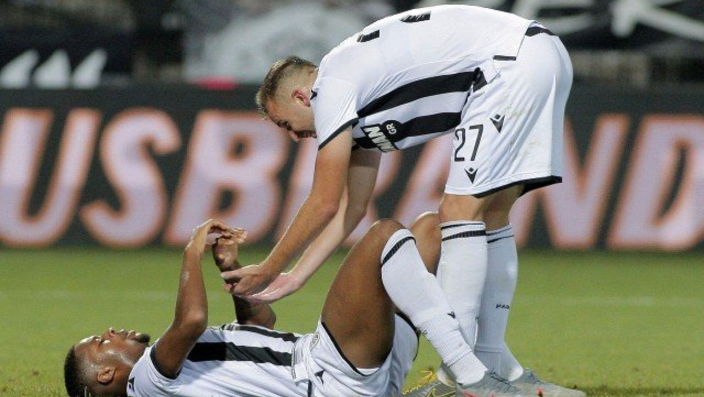 Αν δεν υπάρχει θέμα φυσικής κατάστασης, γιατί ξεμένει από δυνάμεις;