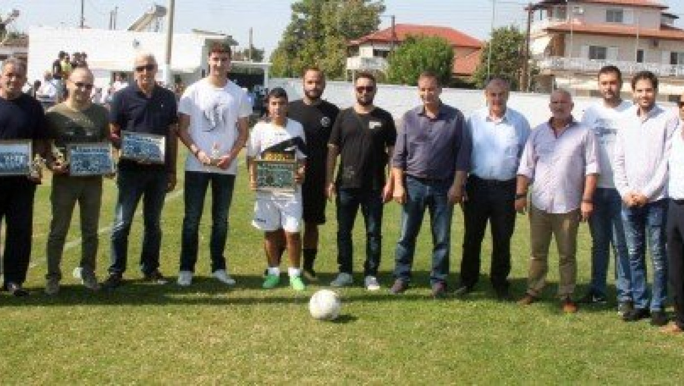 Πανηγυρικό κλίμα  στο Αδενδρο              για την επιστροφή της Δόξας