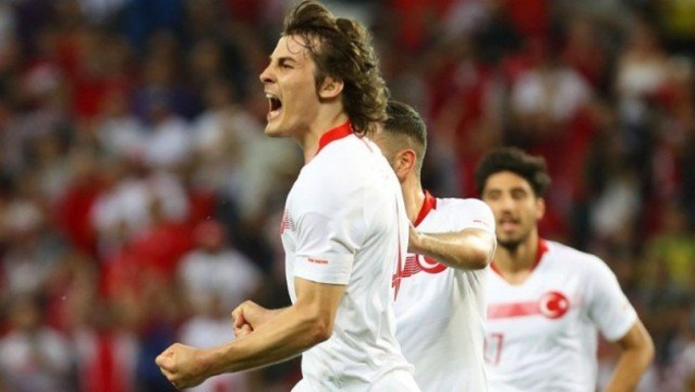 Betshow: Φωτιά                                          στο «Μαρακανά»