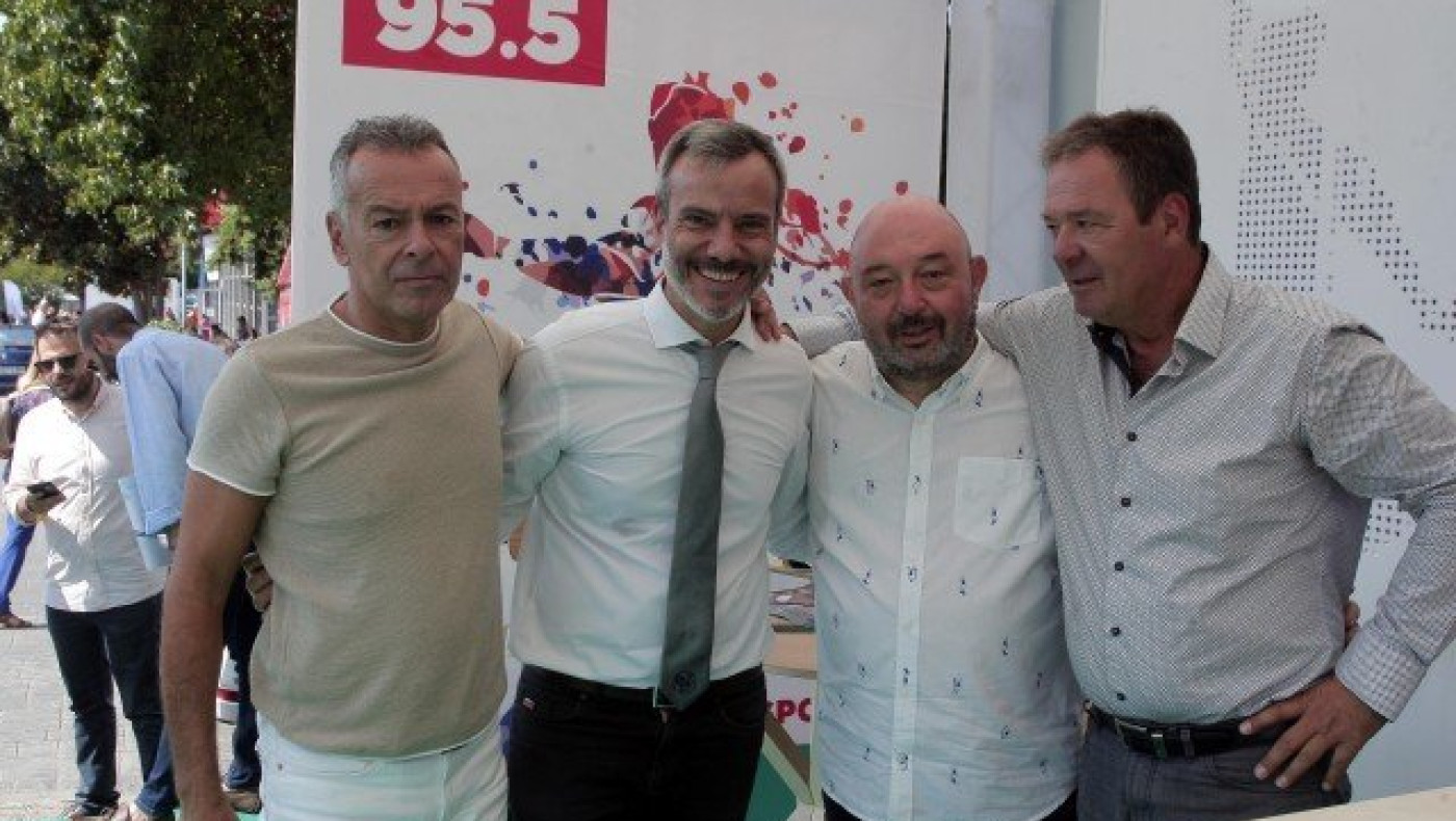 Ζέρβας, Χατζηδάκης και Ζαχαράκη στο περίπτερο της Metromedia στη ΔΕΘ