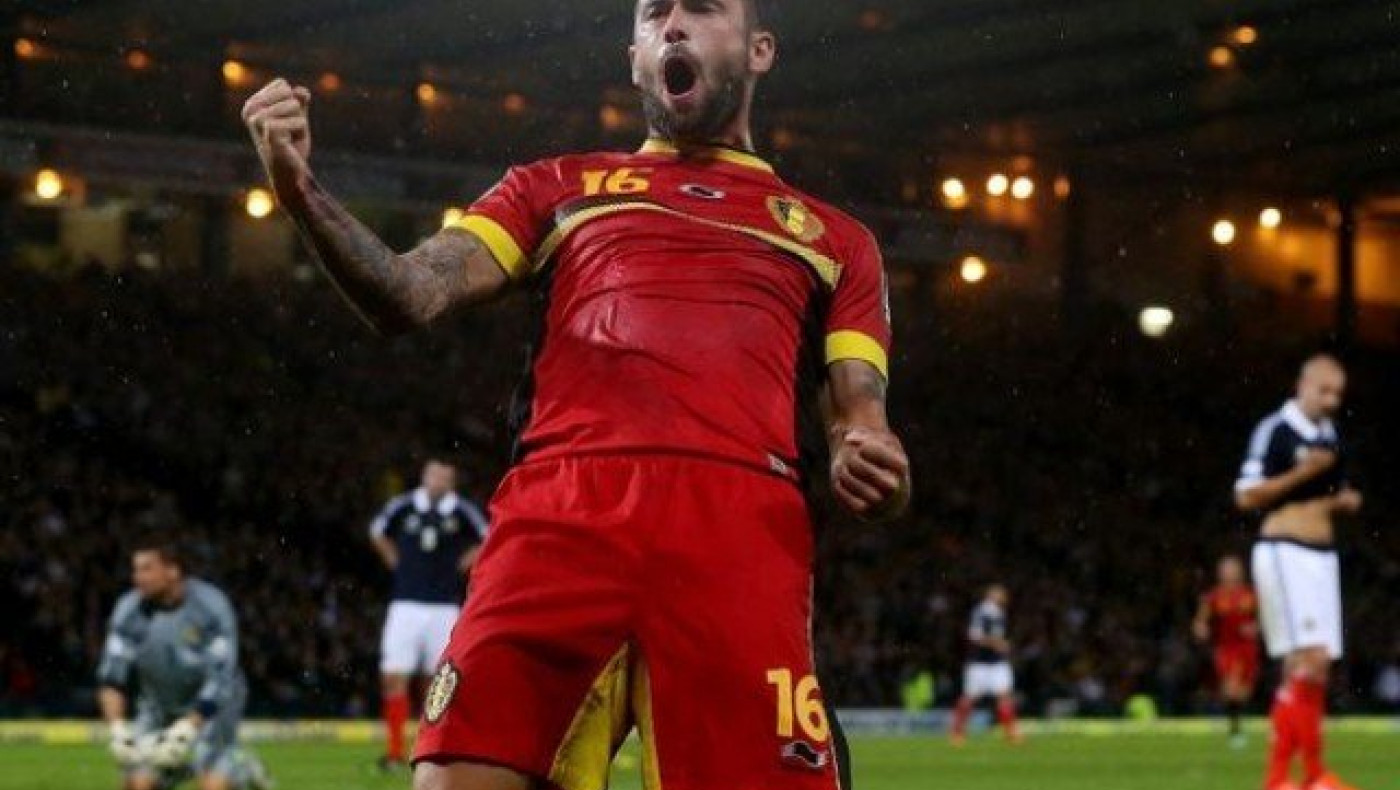 LIRA 100: Άλλη ομάδα                            με...Ντεφούρ - Μιραλάς