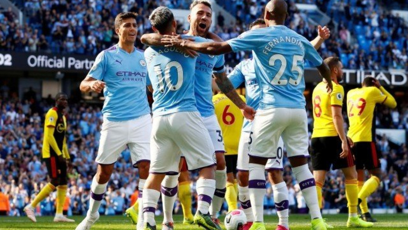 Real Player : Δεν                           έχει το όνομα αλλά τη χάρη