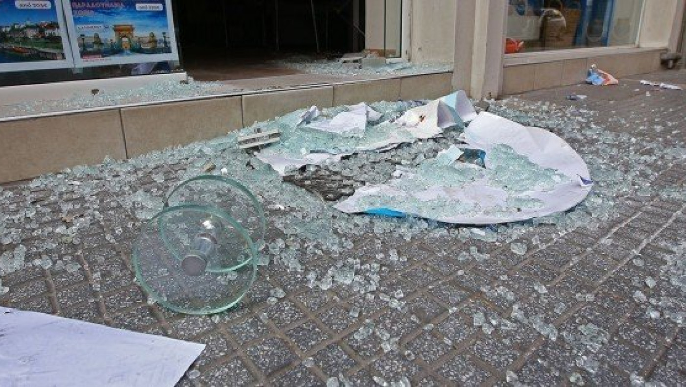 Θεσσαλονίκη: Καρέ – καρέ η διάρρηξη σε κατάστημα στα δυτικά (vid)