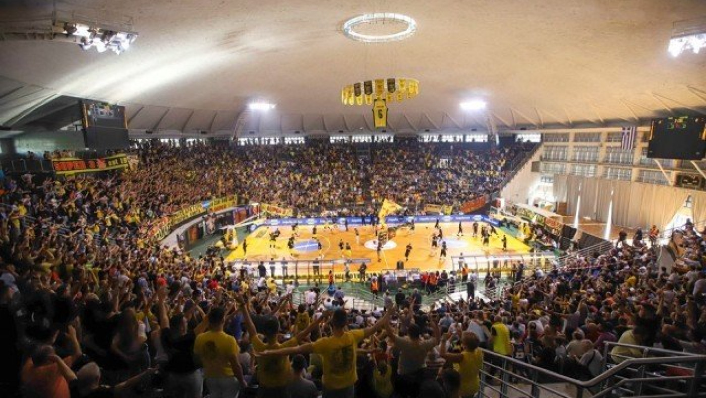 Φίλαθλος του Αρη δωρίζει το διαρκείας του σε ανέργους