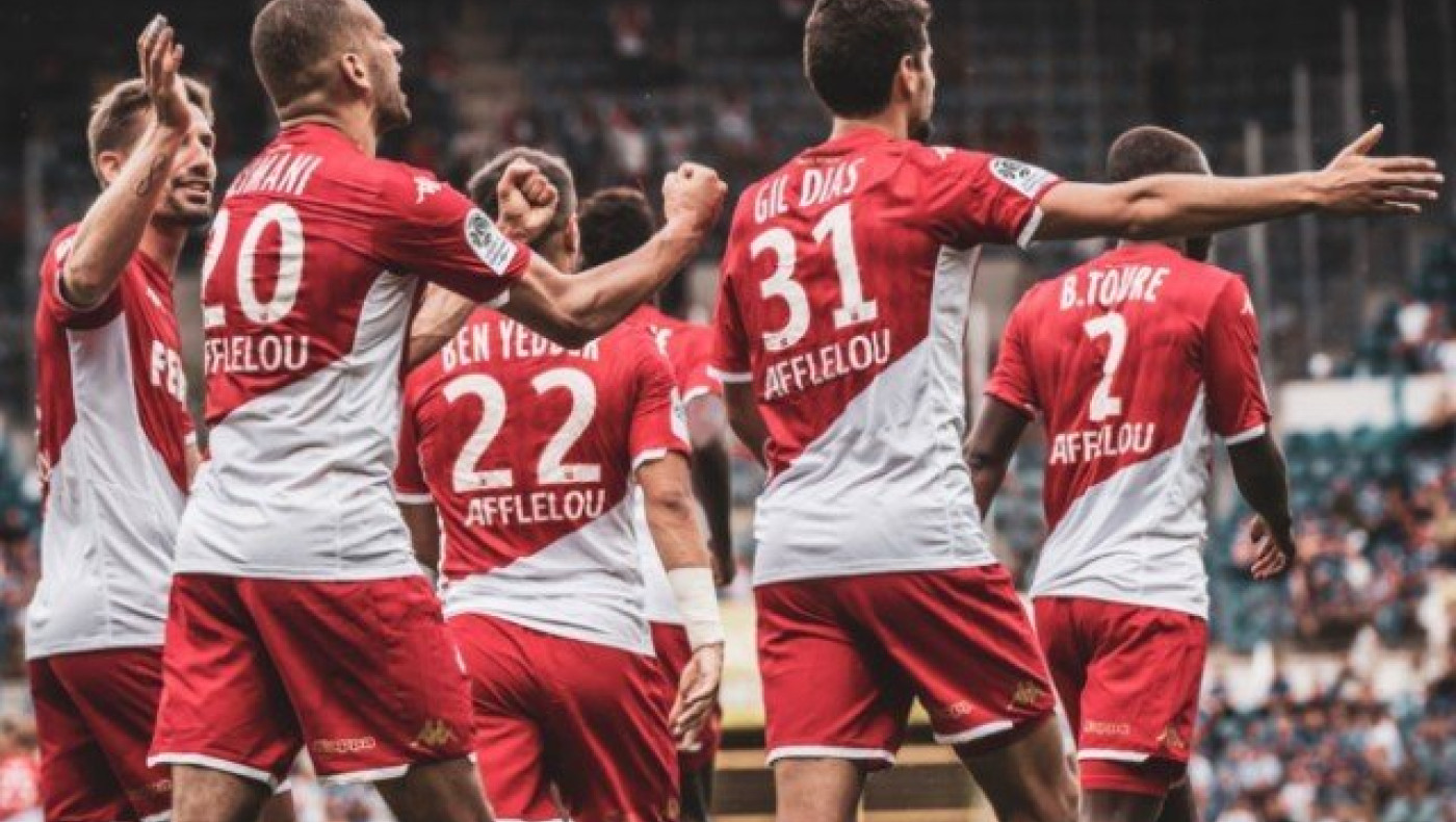 Στο διπλό το Αμβούργο στον άσο η Μπλάκμπερν, στον άσο και η Γρανάδα…