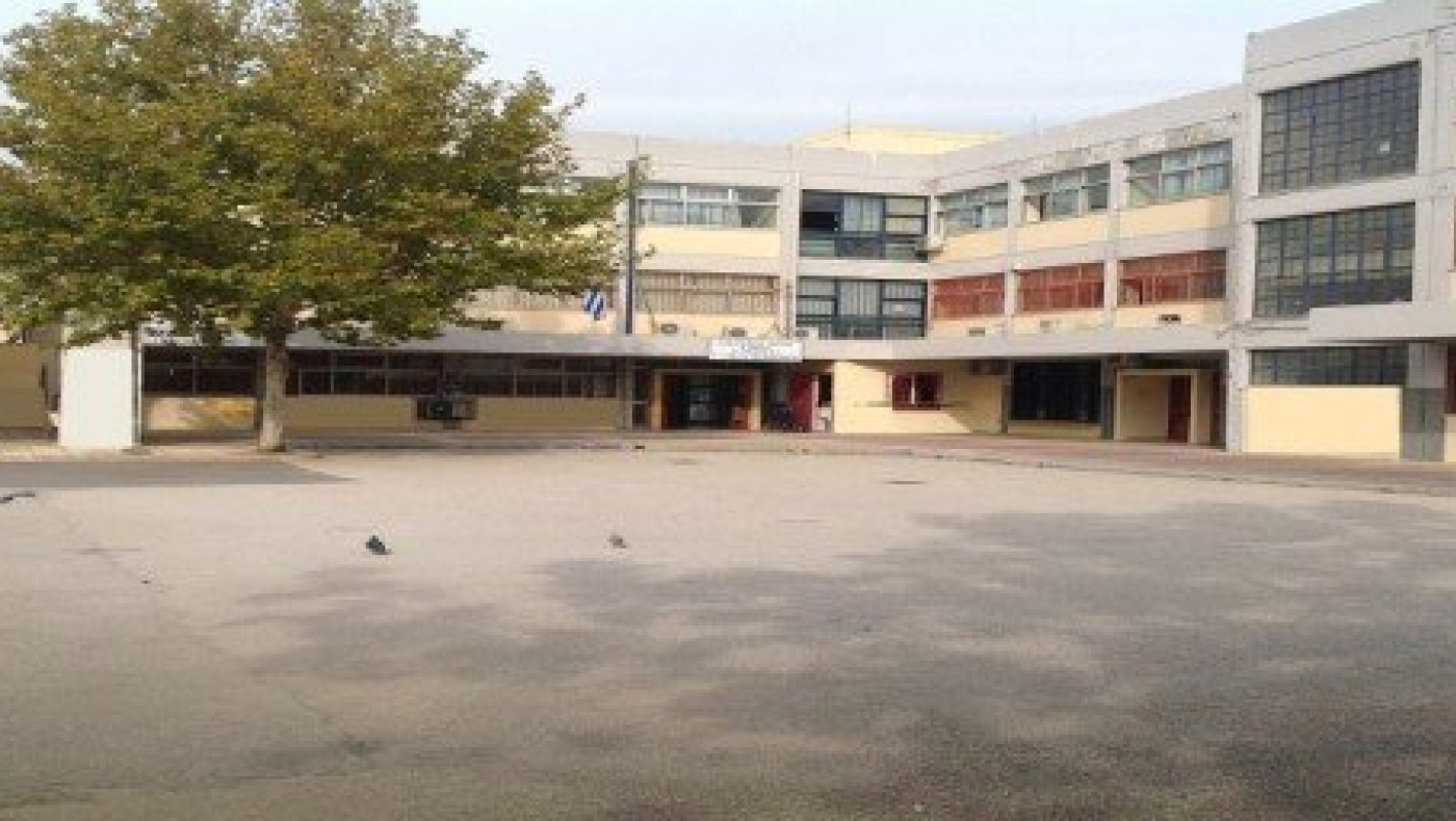 Καθηγητής επιτέθηκε σε μαθητή με σουγιά: «Θα σε σφάξω αν έρθεις αύριο»