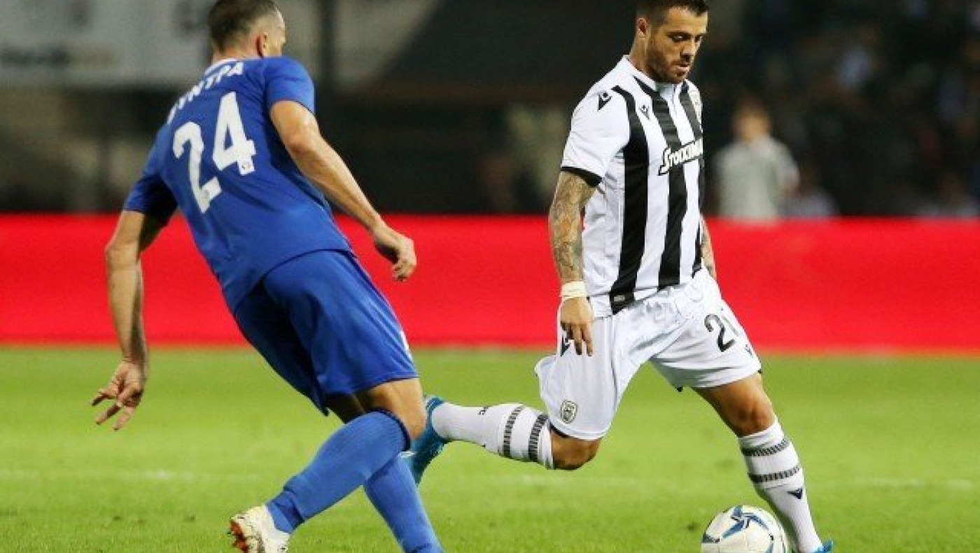 Η... ξεχωριστή    λίστα που    μπήκε ο       Βιεϊρίνια