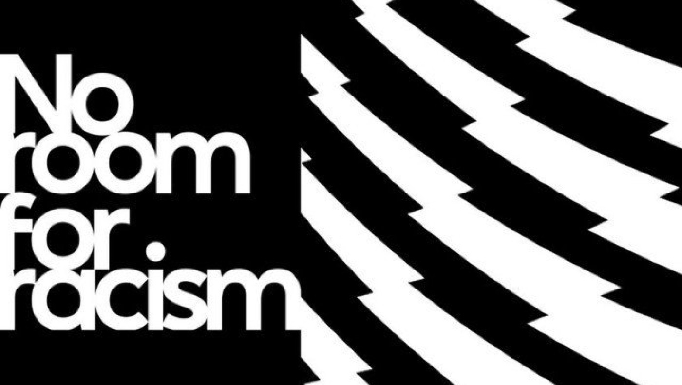 Ντύθηκε στα μαύρα η Premier League                        (pic)