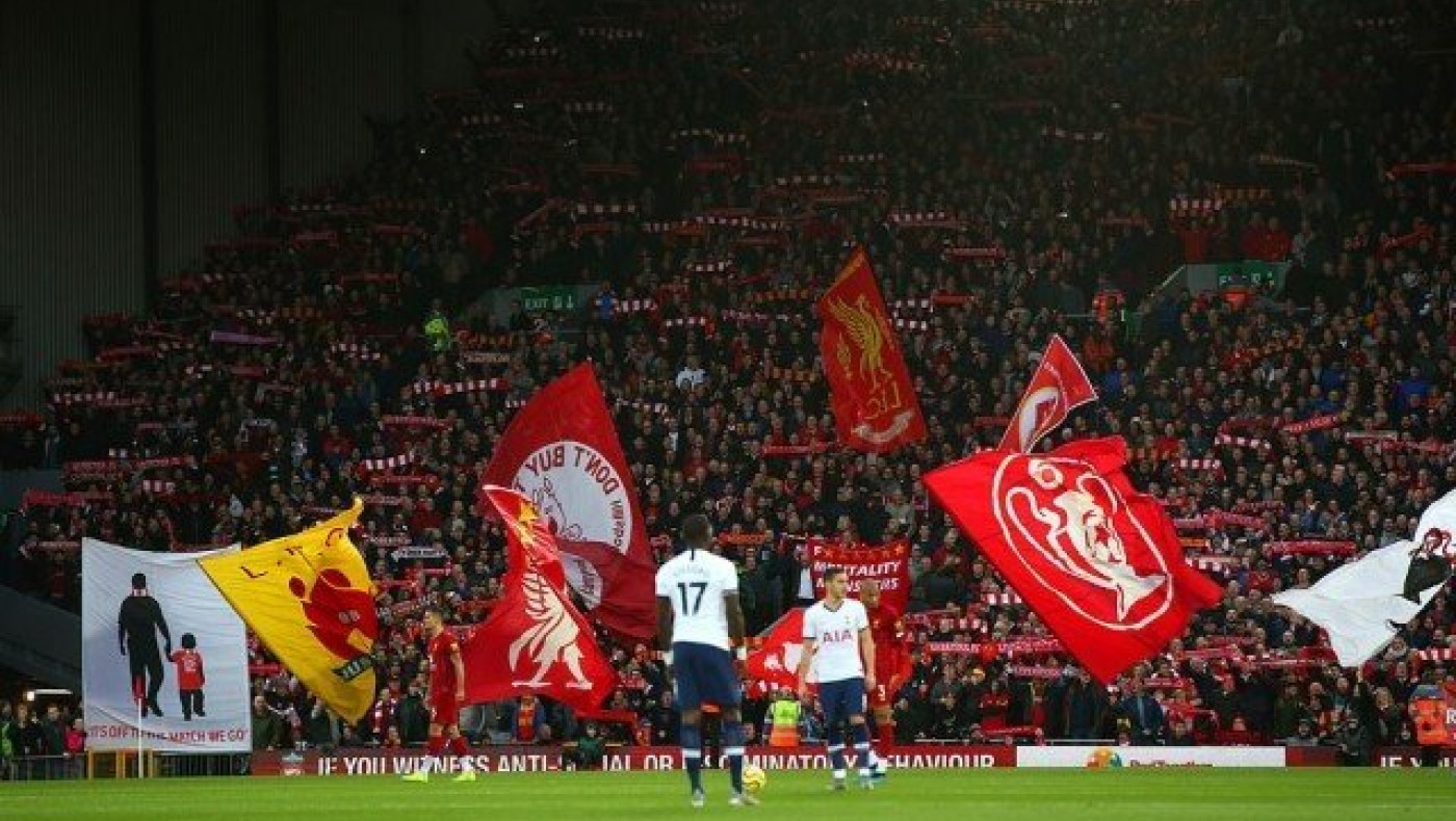 Ανφιλντ: Ο απόλυτος       ορισμός της λέξης     έδρας