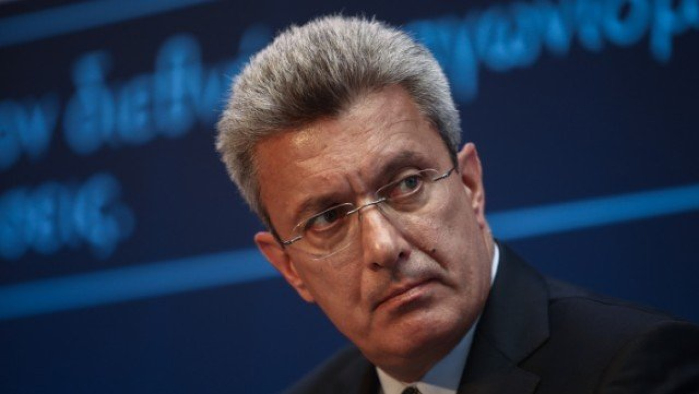 Σκίτσο έκανε έξαλλο τον Χατζηνικολάου και άνοιξε πόλεμο με Παπαχελά(p)