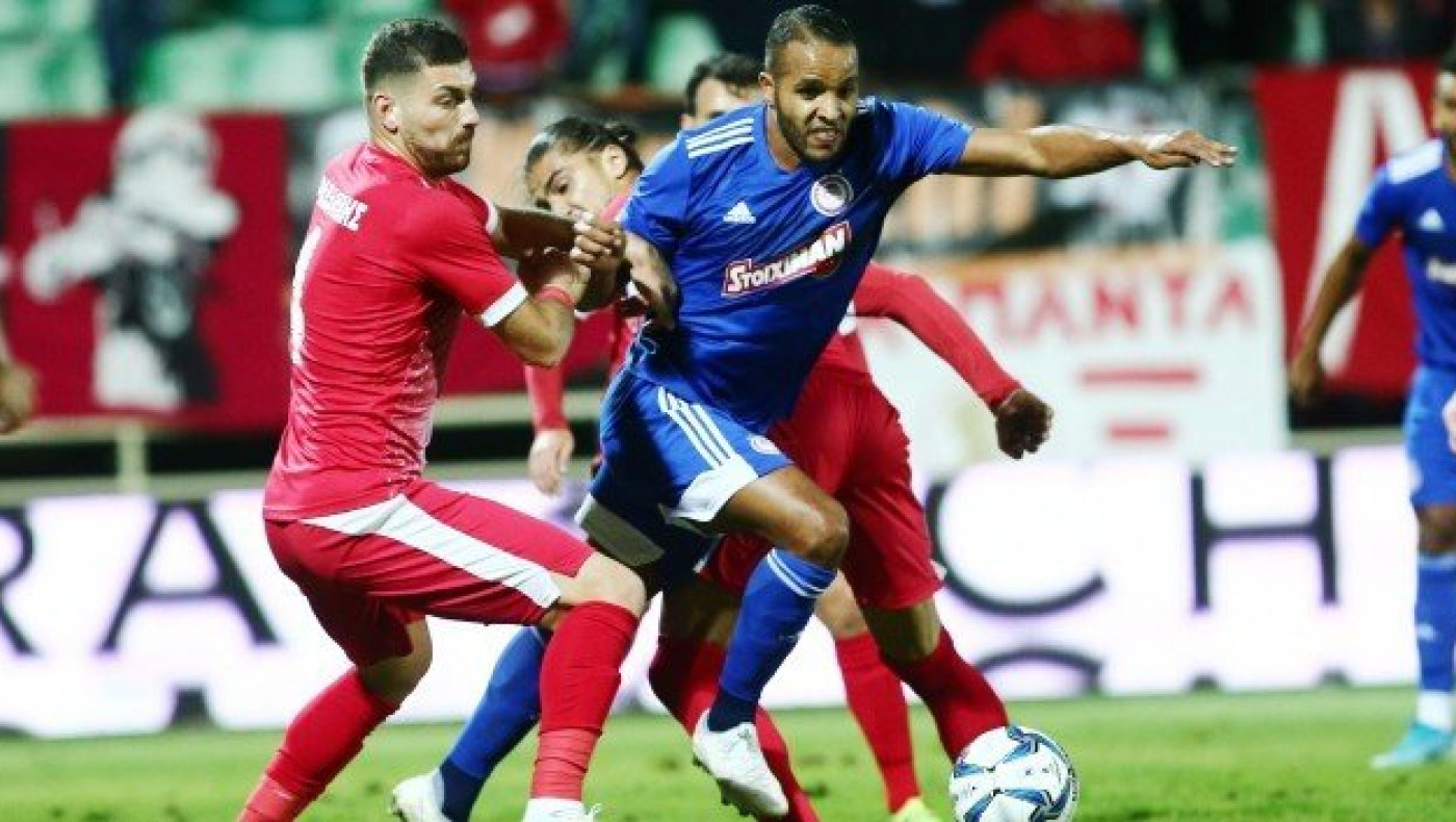 Μπλόκο       στα Πηγάδια για τον άσφαιρο και φλύαρο Ολυμπιακό