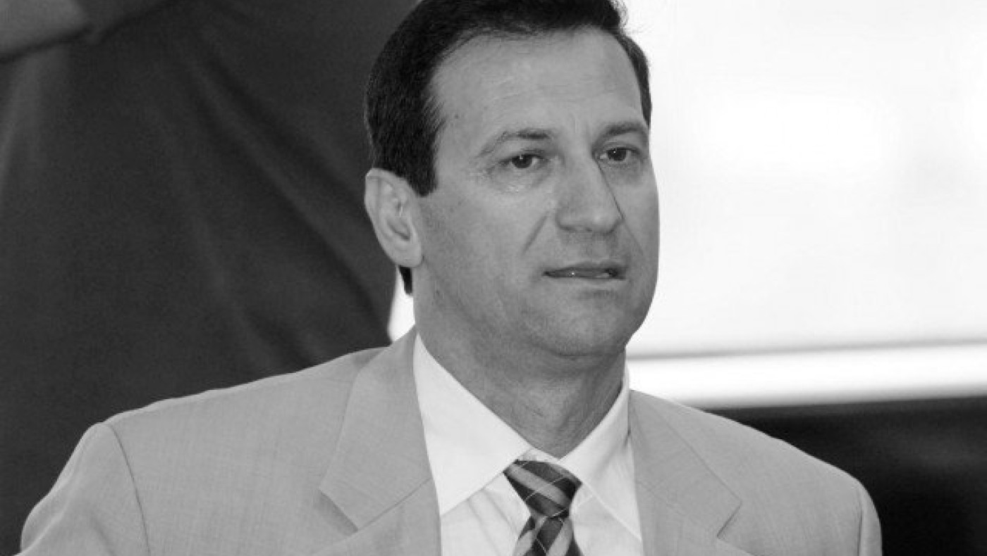 Έφυγε από τη ζωή                                ο Περικλής Βασιλάκης