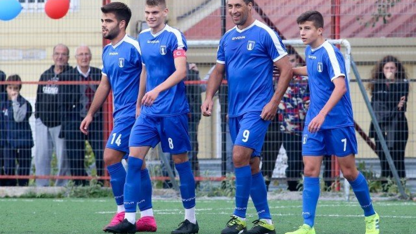 Ο                Περόνε και             τα «παιδιά» του