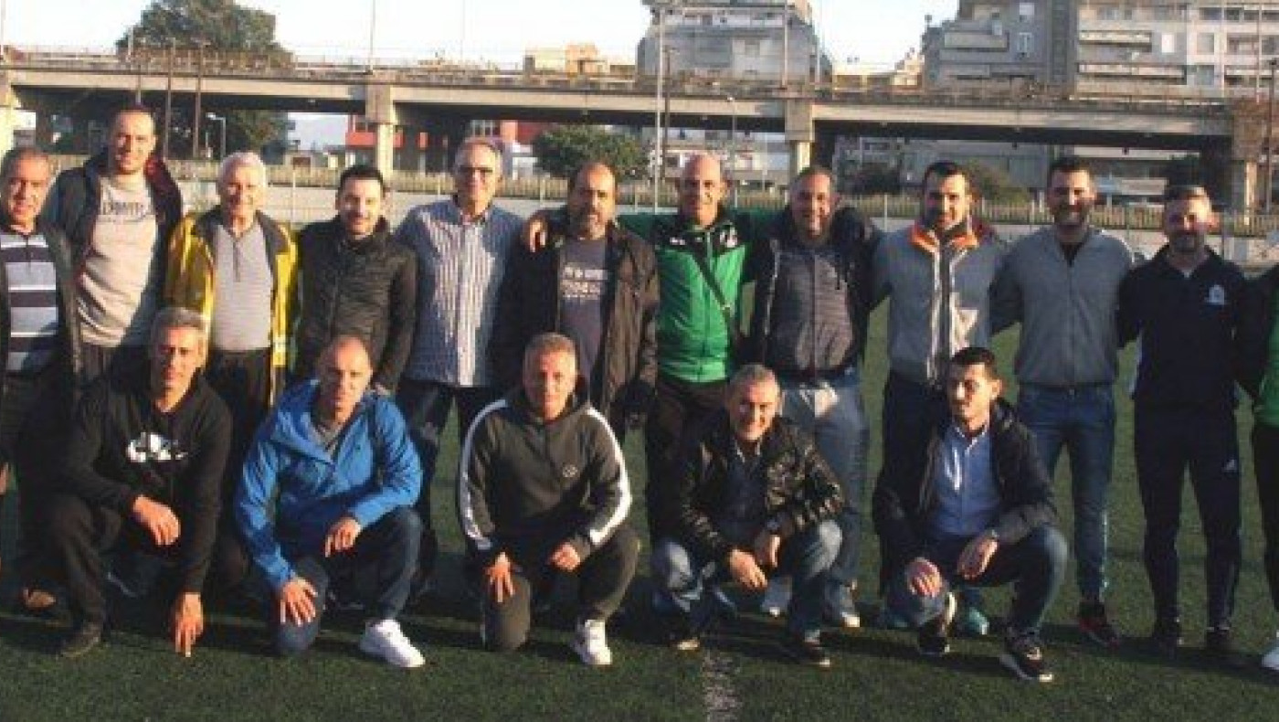 Οι Λύκοι ξανά στο                                            προσκήνιο