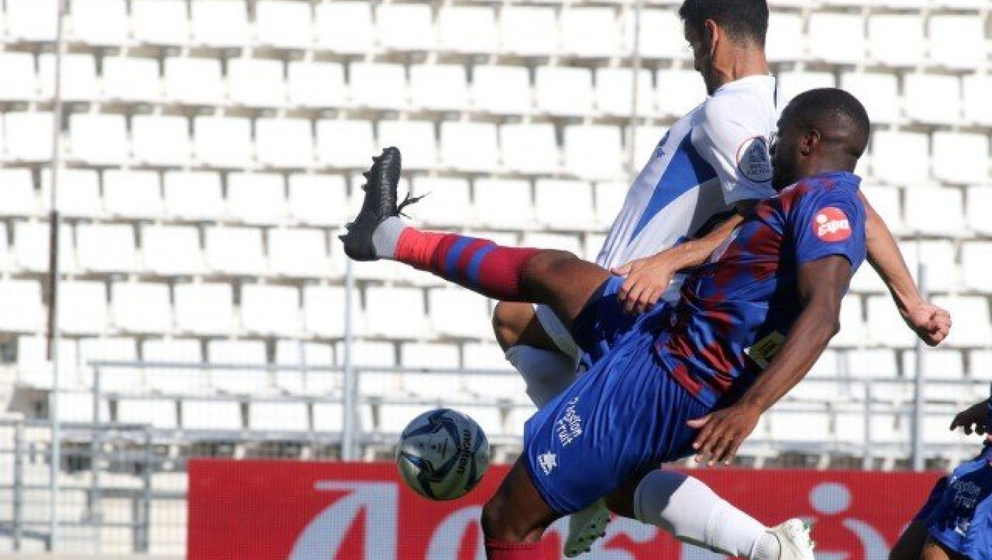 Παρελθόν από τον Βόλο ο Μπασόνγκ