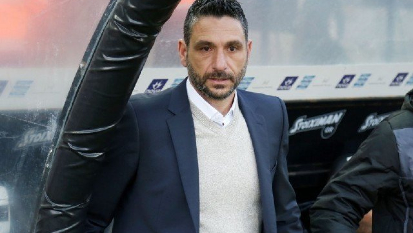 Επαφή με Καραμπετάκη η                       Τρίγλια