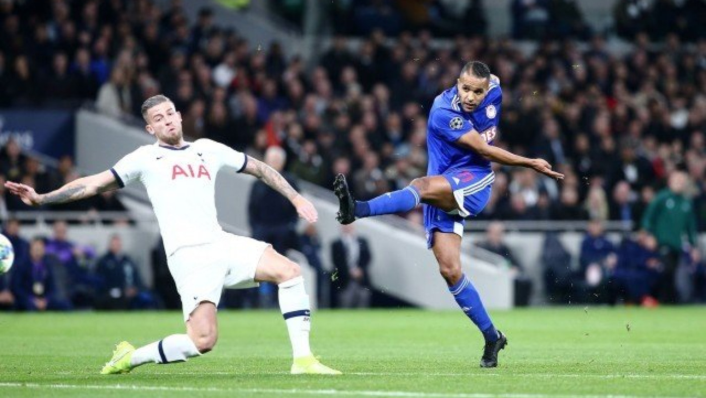 Έτσι άνοιξε το σκορ ο Ολυμπιακός στο Λονδίνο (ΒΙΝΤΕΟ)