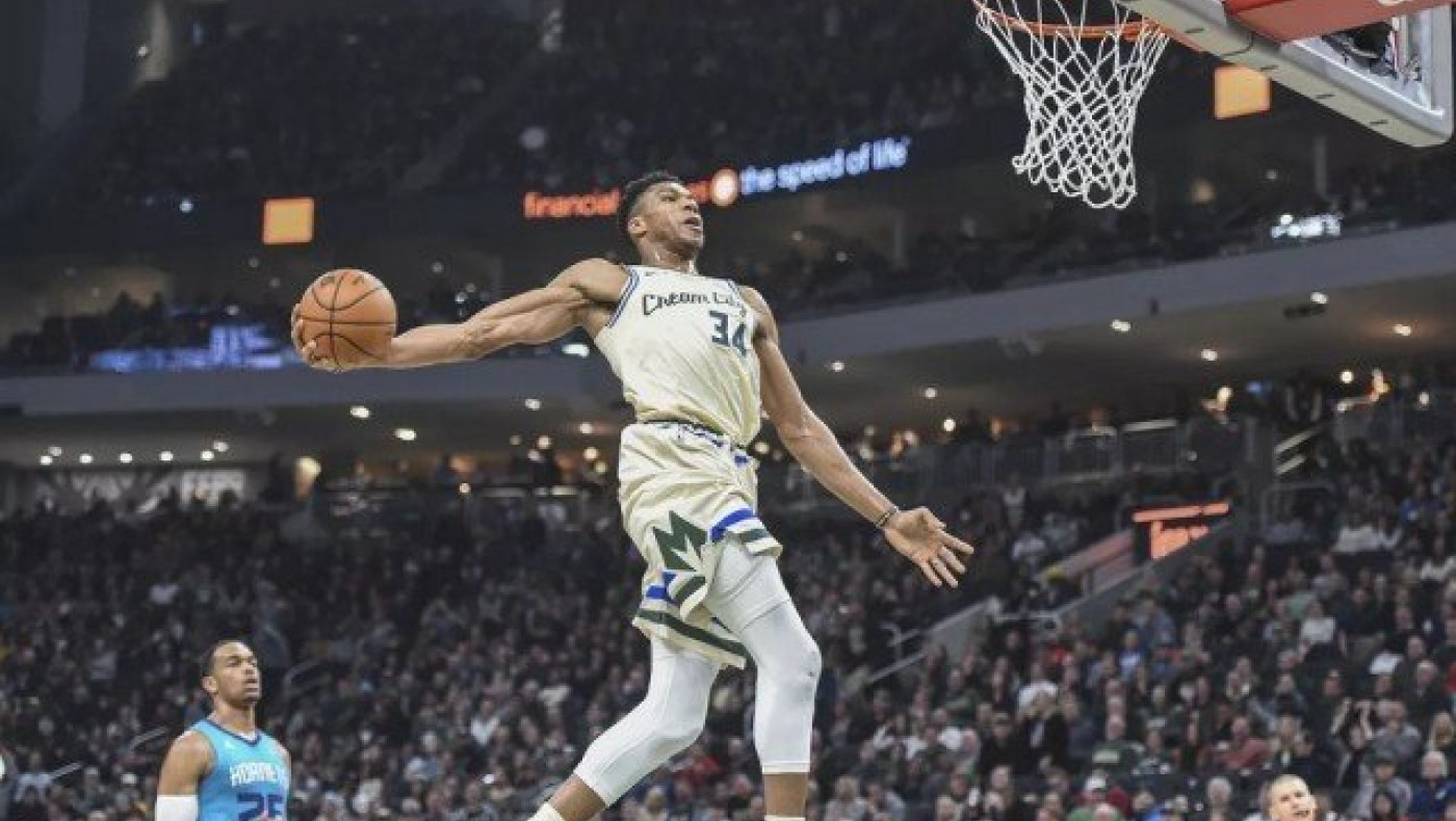 «Τρένο» οι Μπακς του Γιάννη, σόου Χάρντεν στη νίκη των Ρόκετς (vids)