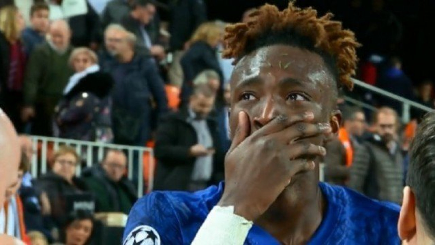 Ξέσπασε σε κλάματα ο Αμπραχαμ στον τραυματισμό του!