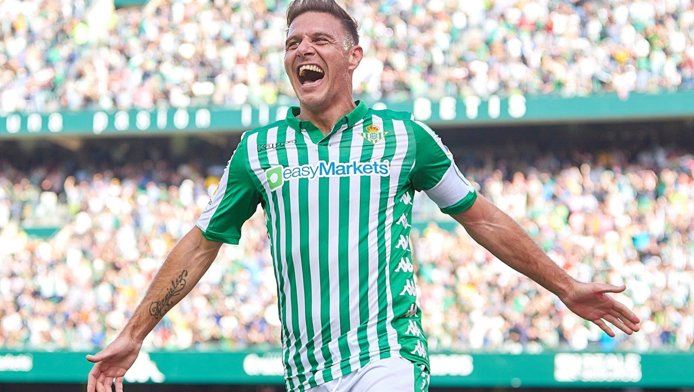 Δεν το κουνάει από την Μπέτις ο Χοακίν!