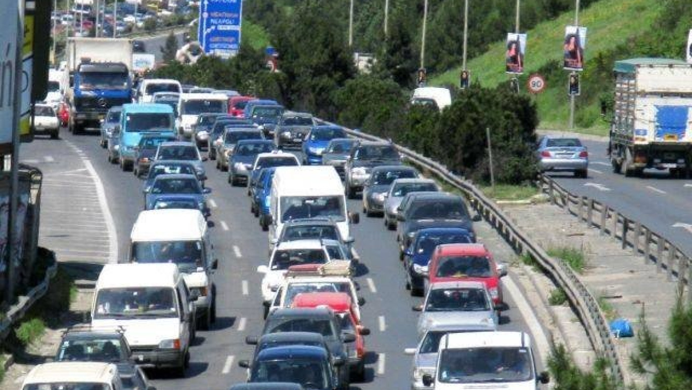 ΠΡΙΝ ΑΠΟ ΛΙΓΟ: Μποτιλιάρισμα στον Περιφερειακό λόγω τροχαίου