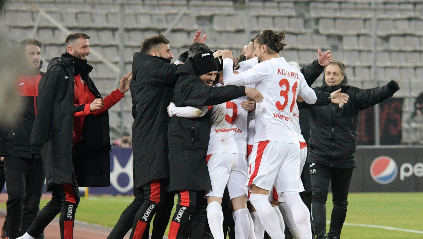 «Ας μας εξηγήσουν πρώτα γιατί τα 7 μέλη έγιναν 5 στην ΕΕΑ»