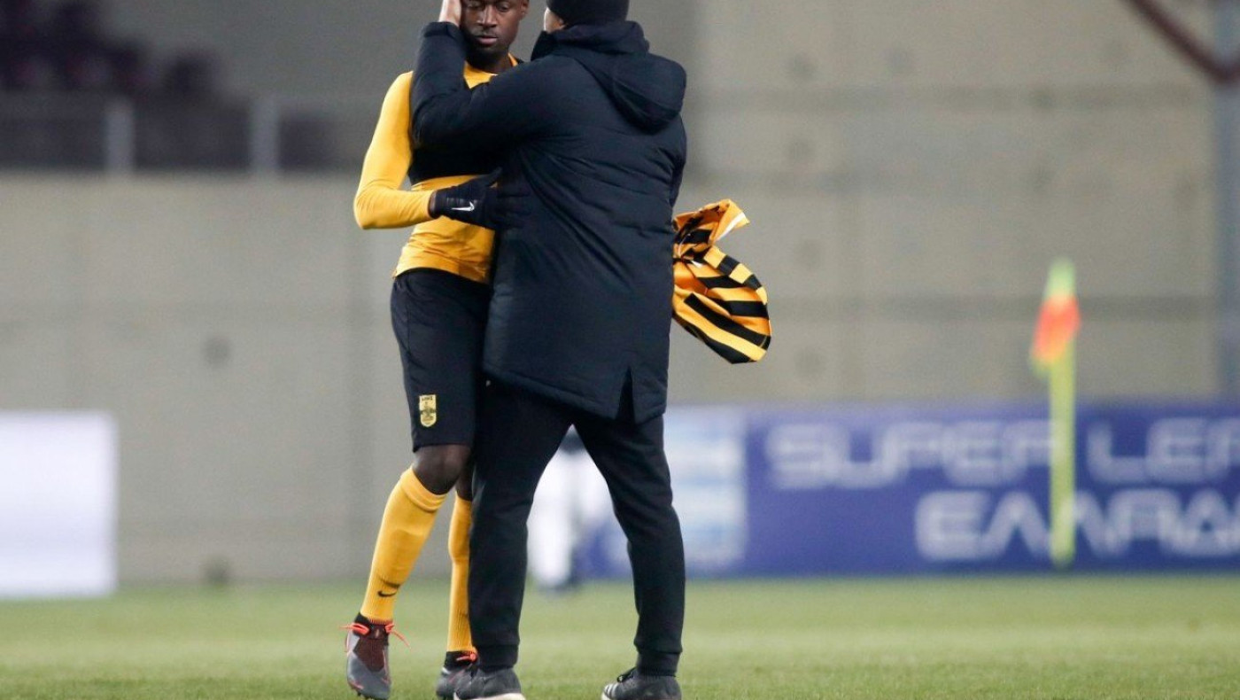 Πρώτο θέμα στη Γαλλία η ρατσιστική επίθεση στον Μπα