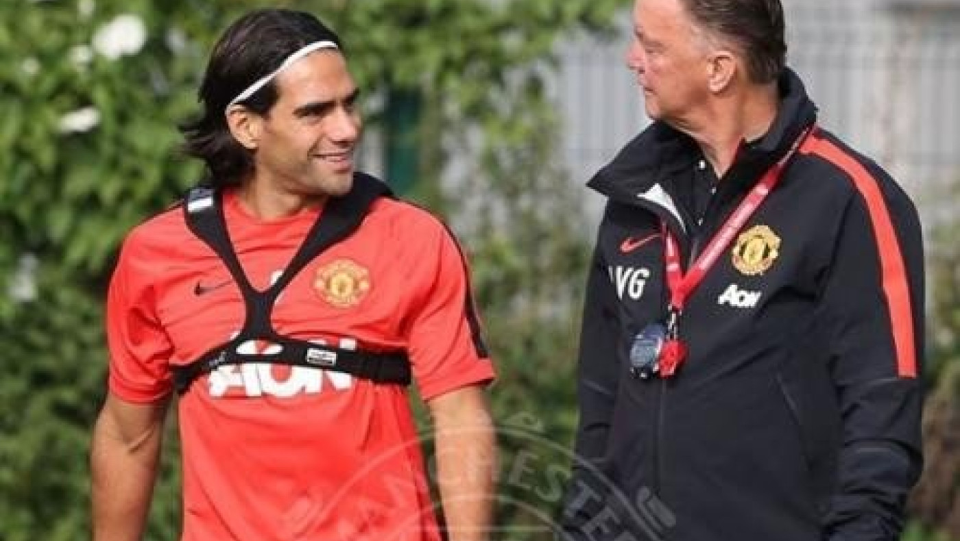 Φαν Χάαλ: «Στο χέρι του Φαλκάο»