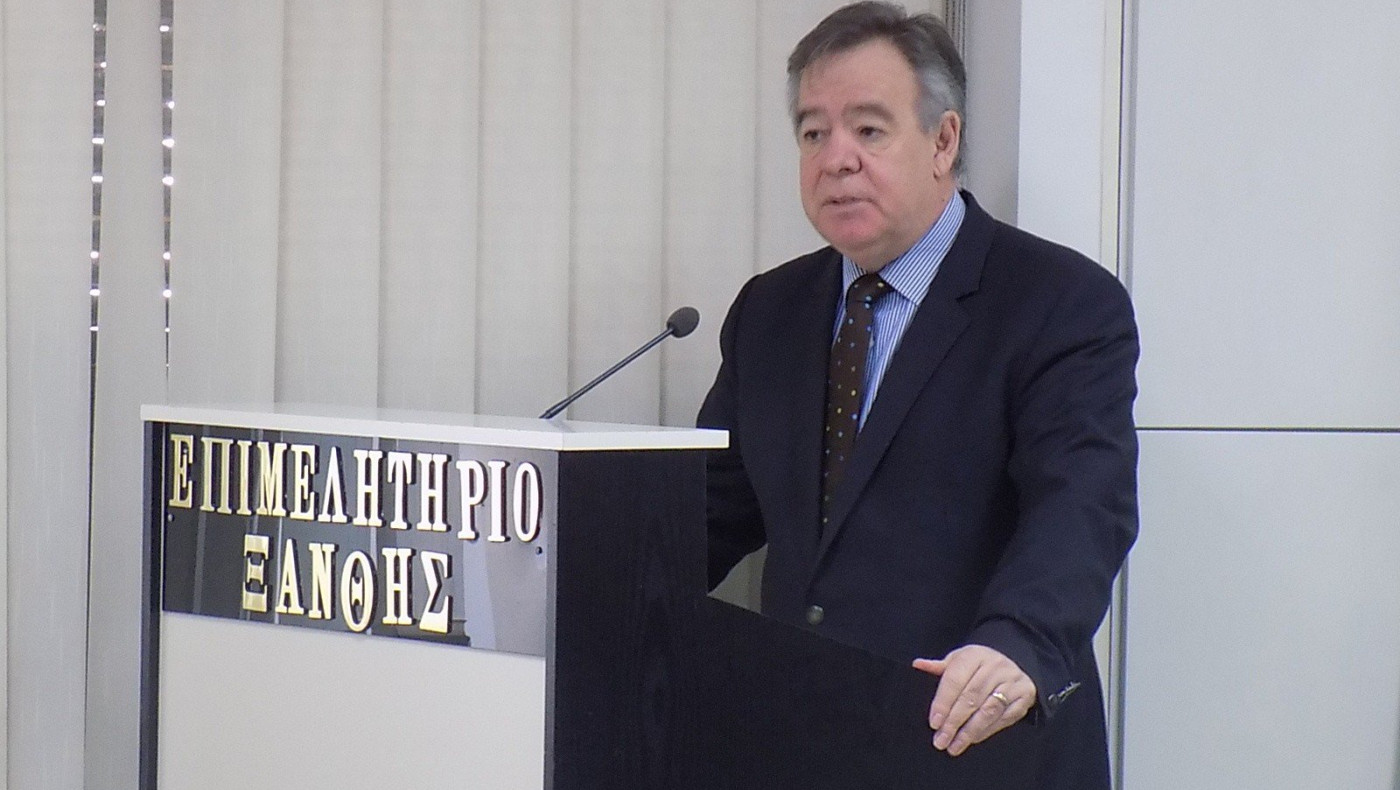 Κοντός:  «Κάτω τα χέρια από τον ΑΟΞ»